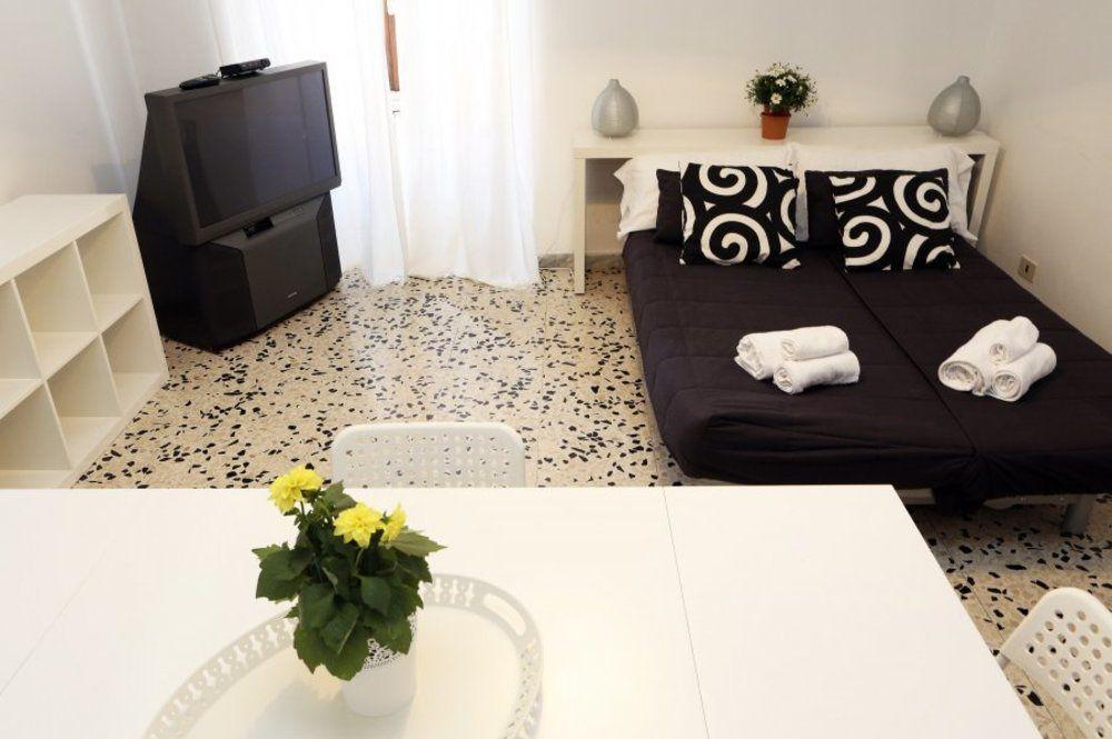 Coral Guest House Rom Exteriör bild