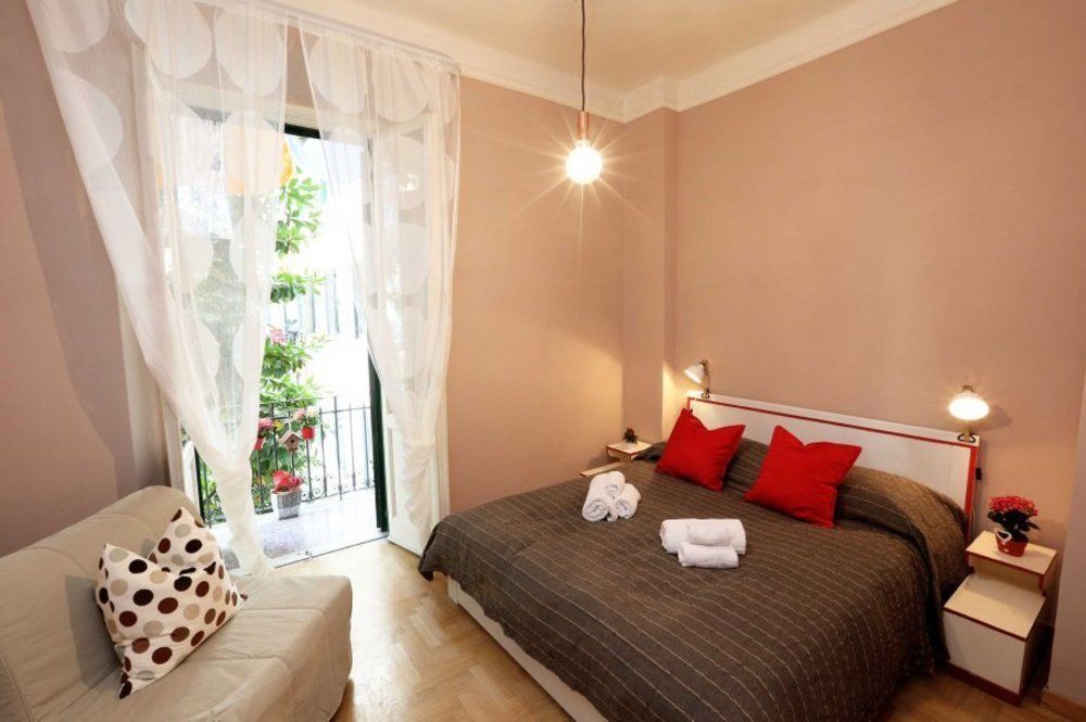 Coral Guest House Rom Exteriör bild