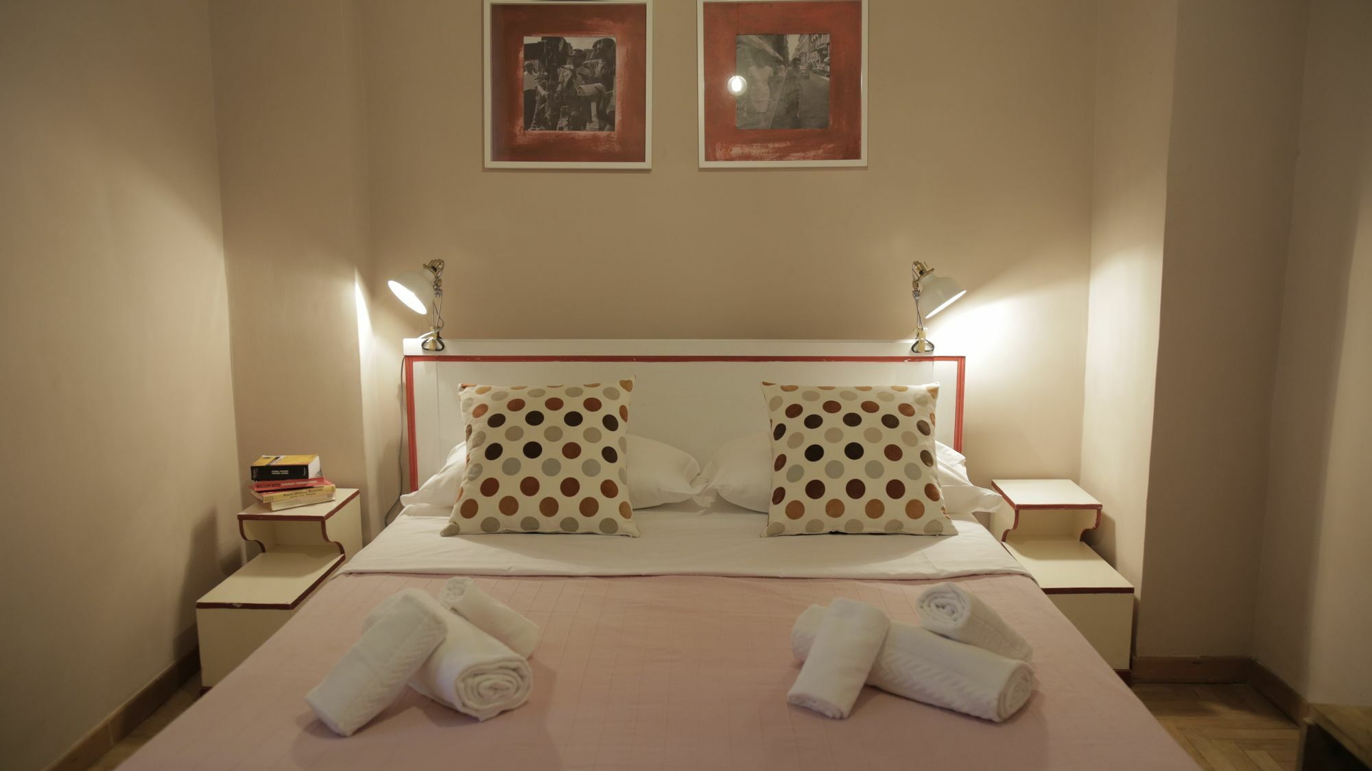 Coral Guest House Rom Exteriör bild
